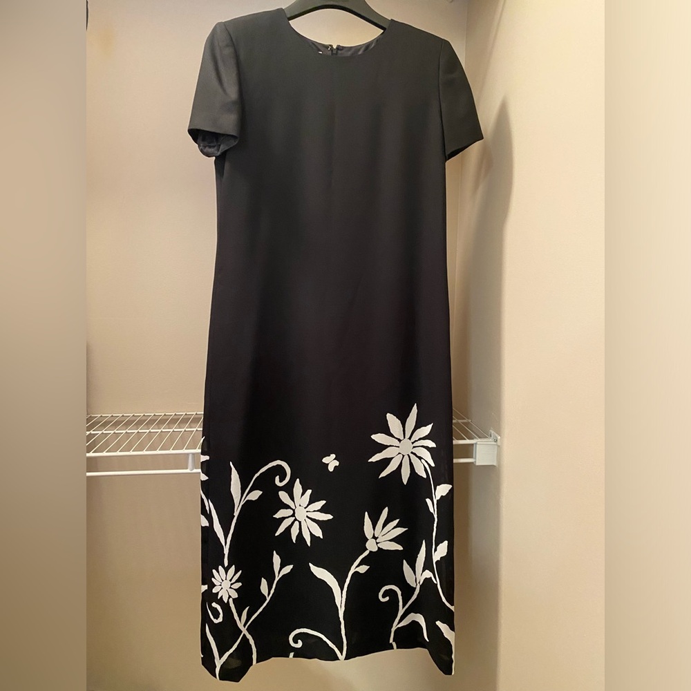 Maggy London by Kenneth Nolan long black dress with white floral skirt size 8